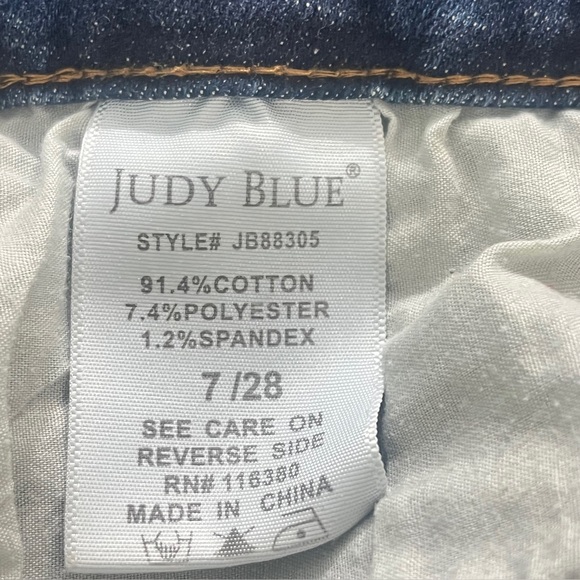 Judy Blue Dark Wash Women's Jeans - Picture 5 of 8